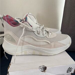 Mens Curry by under armor sneakers size 11